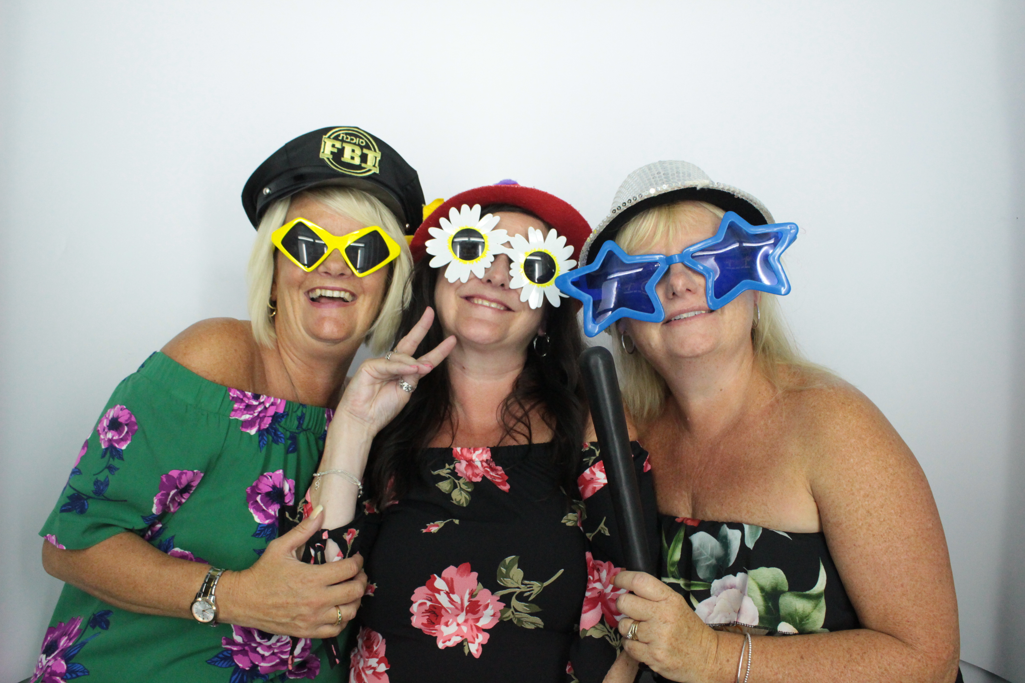 Martin & Colleen’s Joint 50th | View more photos from the event at gallery.myphotoboothexperience.co.uk/u/MyPhotoBoothExperienceLtd/Martin-Colleen’s-Joint-50th